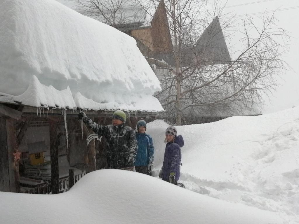 Haus Mortna v zime