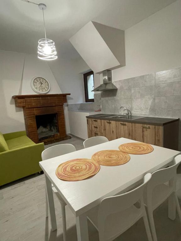 VicoVacanze Acero - Housity