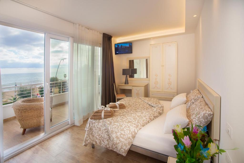 Gallery image of Hotel Flora in Alba Adriatica