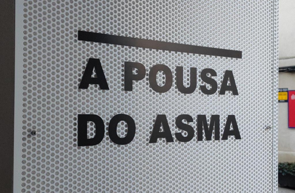 Certifikát, ocenenie alebo iný dokument vystavený v ubytovaní Apartamentos A pousa do Asma
