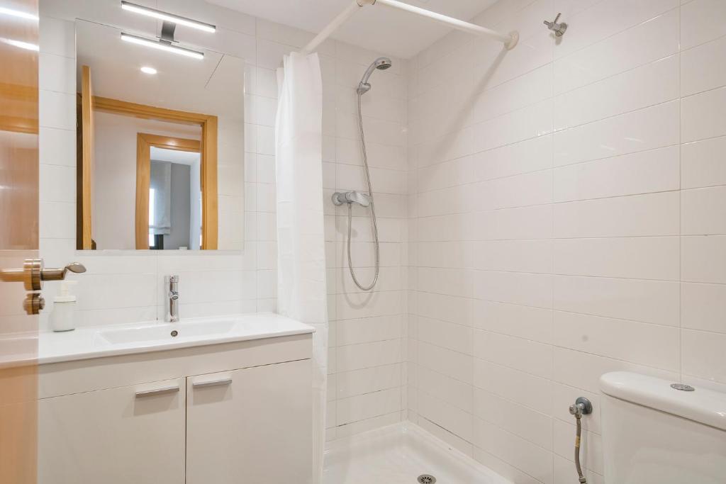 Inside Barcelona Apartments Princep - 9