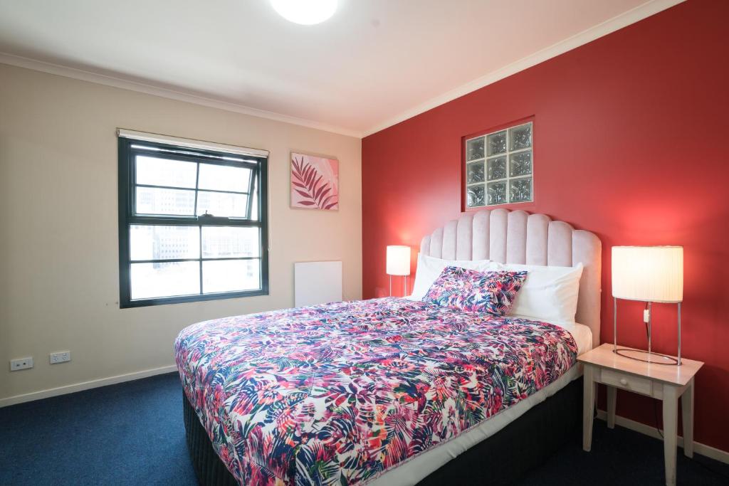 HarbourView Apartment Hotel (now Arrow on Spencer) - 