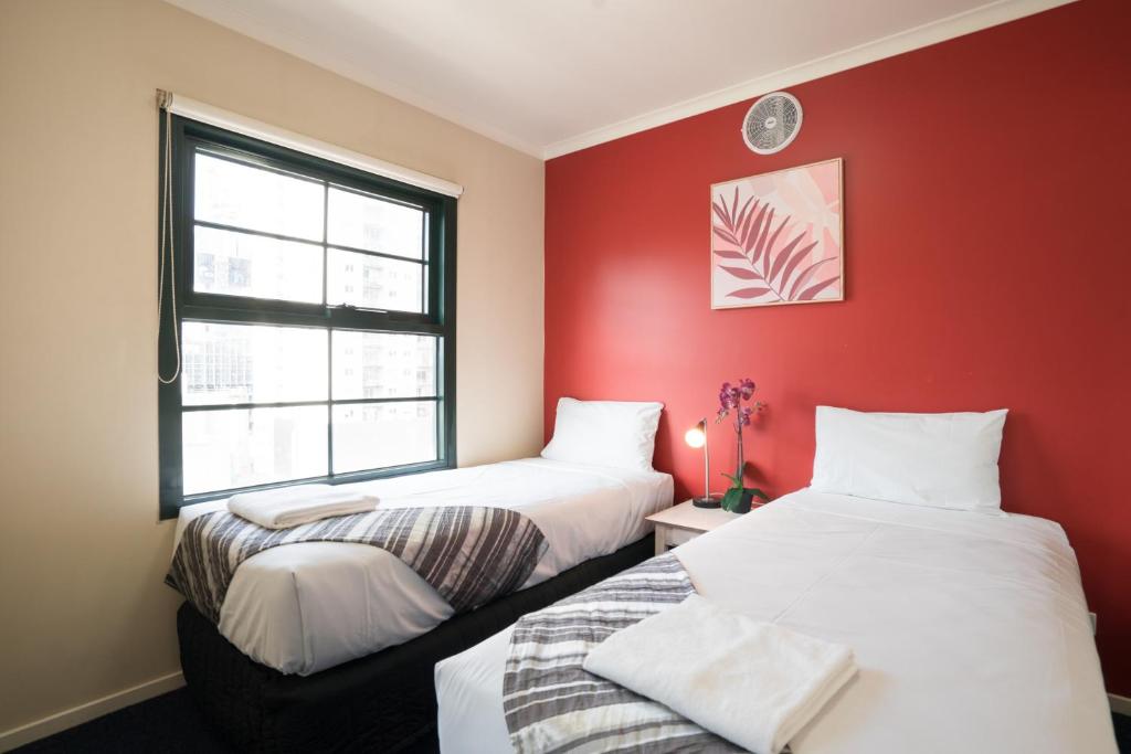 HarbourView Apartment Hotel (now Arrow on Spencer) - 