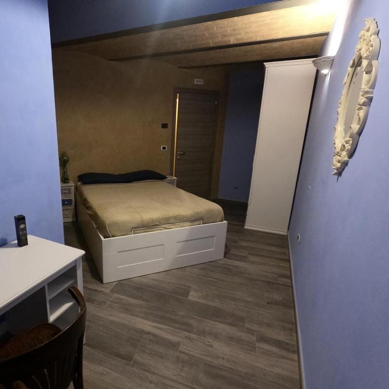 A bed or beds in a room at Bed and Breakfast Dal Tenente