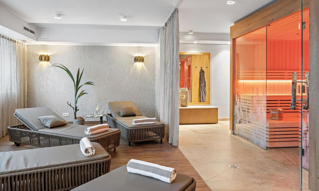 Posezení v ubytování Hotel Seeblick
