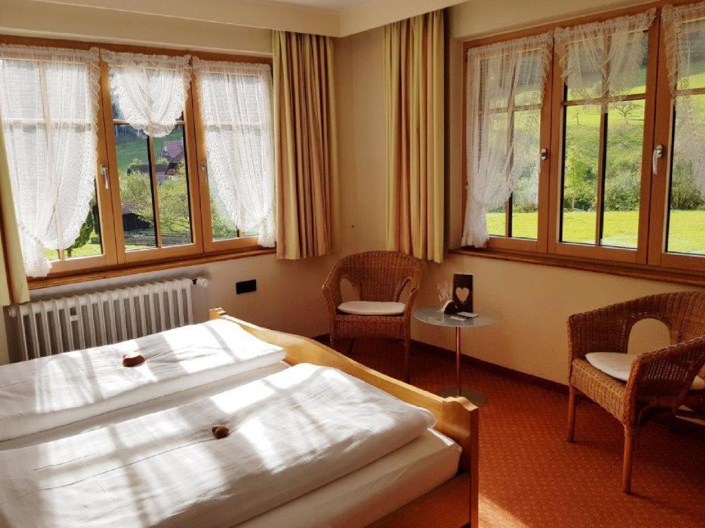Postel nebo postele na pokoji v ubytování Hotel Walkenstein