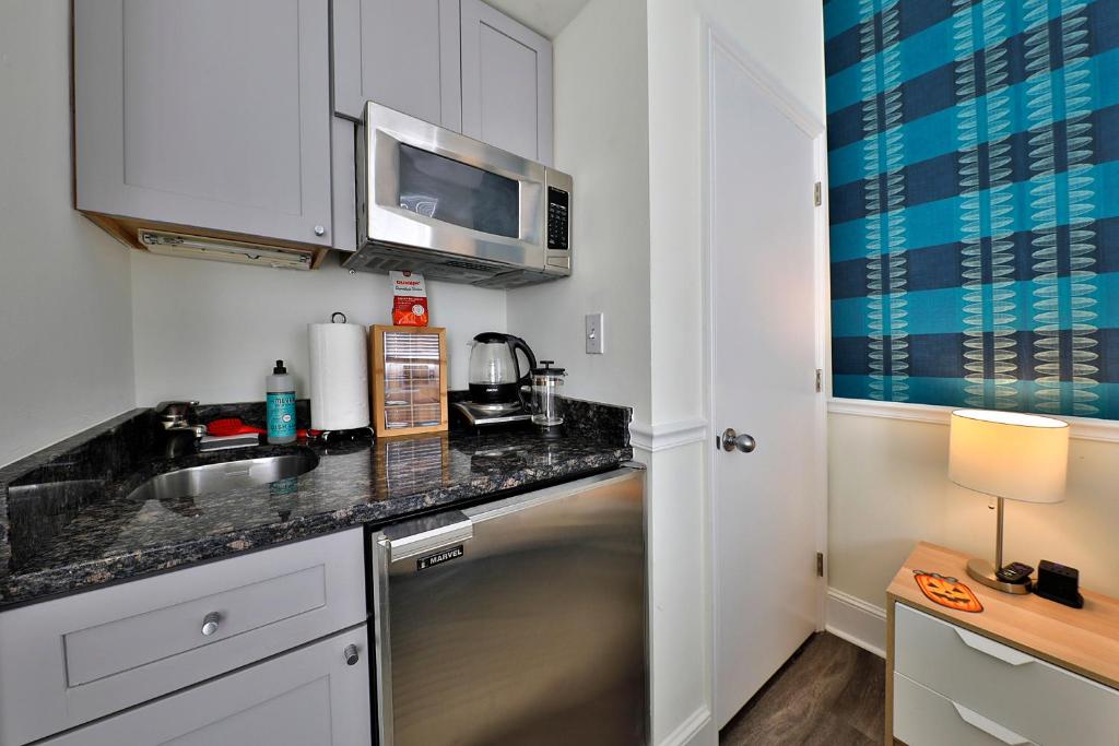 Kuchyň nebo kuchyňský kout v ubytování Good Hotels Boston