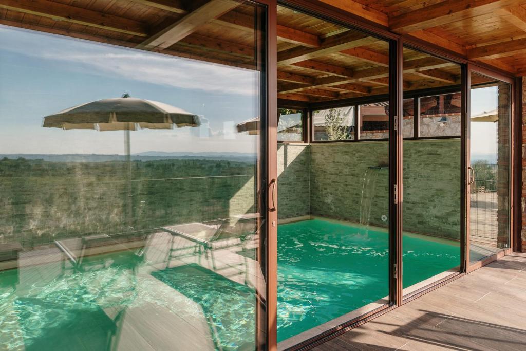 Bazén v ubytování Borgo Villa a Sesta nebo v jeho okolí