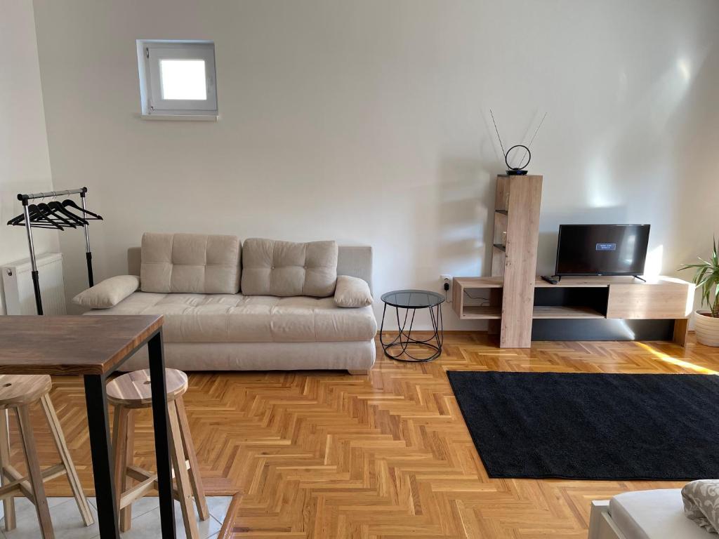 Et sittehjørne på Apartman Sunny