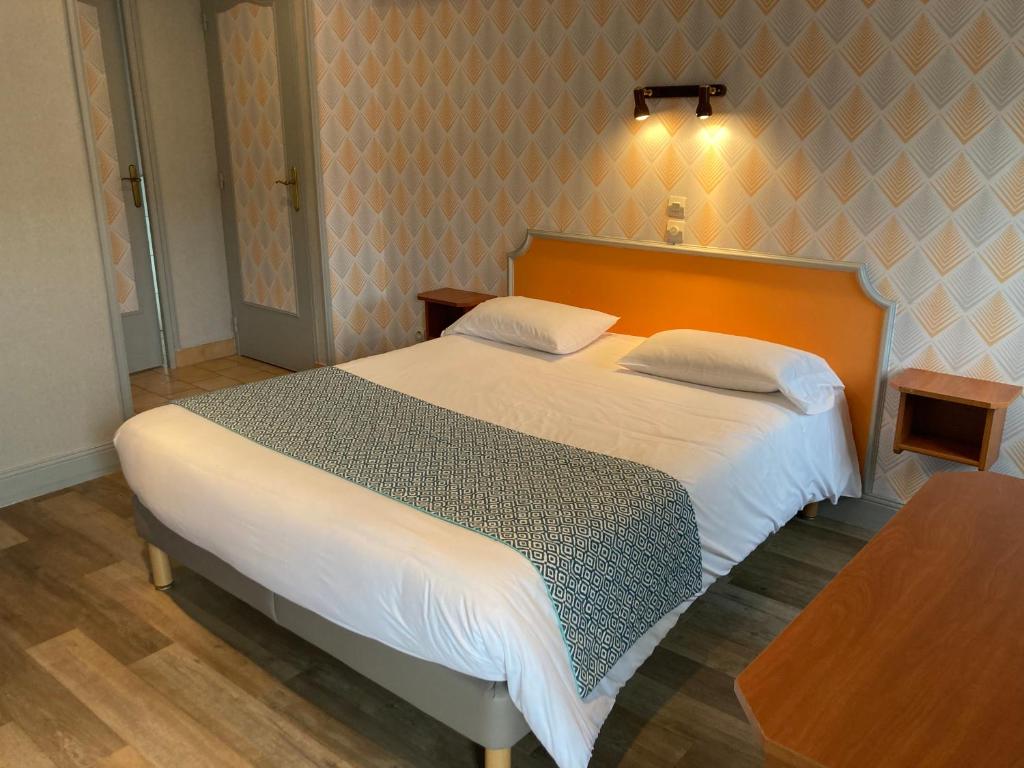 Hotel Le Bon Laboureur - Driepersoonskamer Met Bad