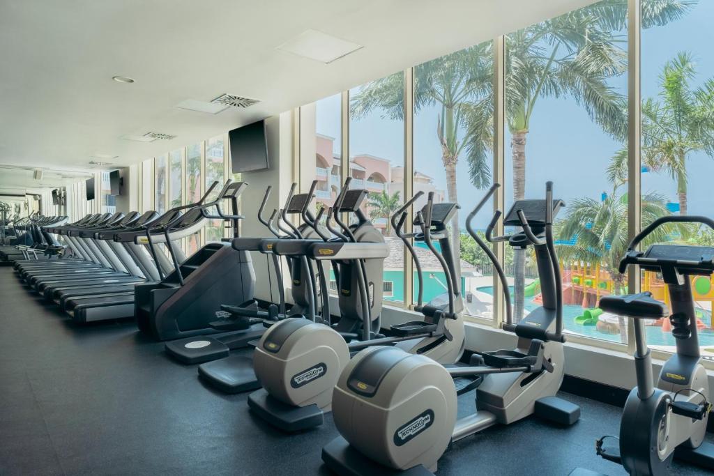 Fitness centrum a/nebo fitness zařízení v ubytování Iberostar Selection Rose Hall Suites