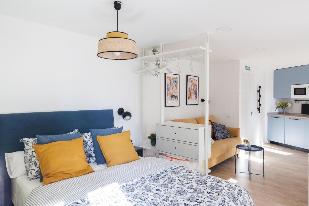 Cozy living Madrid - 8