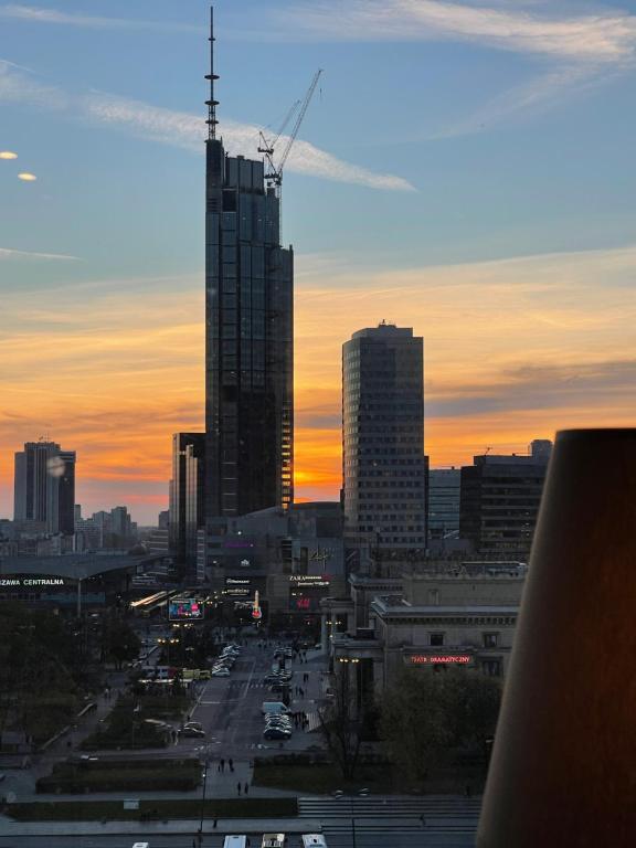 Pohľad na východ alebo západ slnka z apartmánu alebo blízkeho okolia