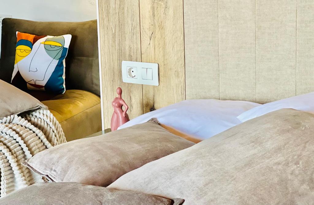 Posteľ alebo postele v izbe v ubytovaní Canaryislandshost l The Sky Suites