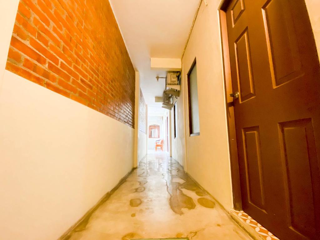 Fotografie z fotogalerie ubytování Hinggil Homestay Syariah Malioboro Yogya Mitra RedDoorz v destinaci Yogyakarta