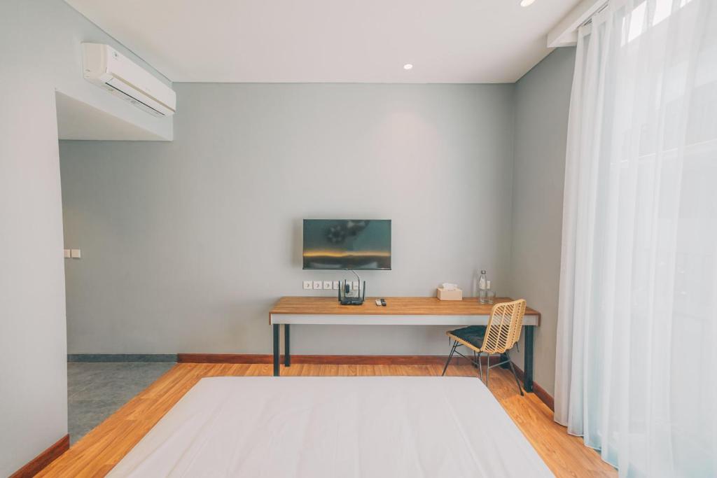 Bestah Coliving - Double Room With Balcony