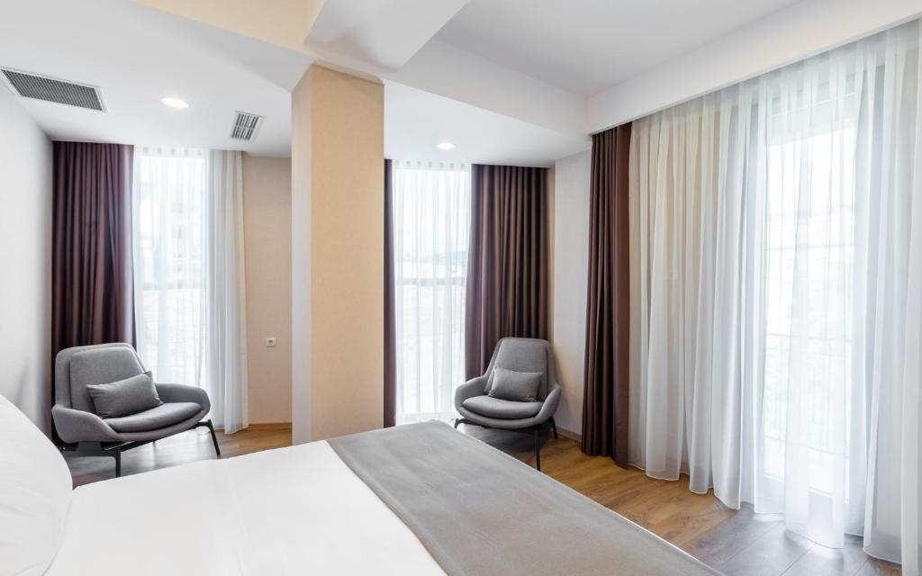 Mukhrantubani Boutique Hotel - Junior Suite With Balcony