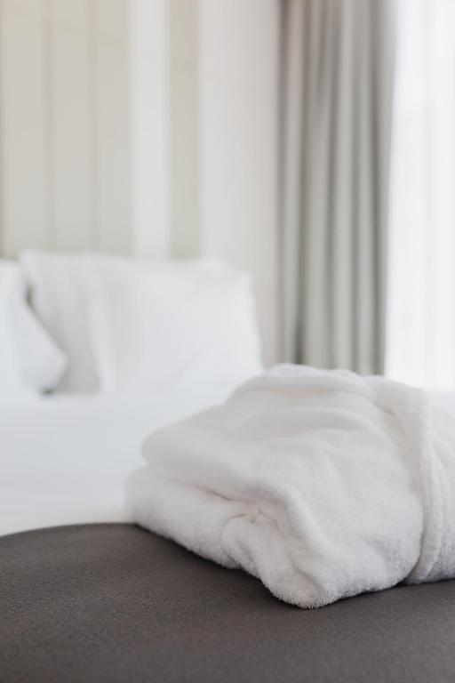 Lumen Hotel & The Lisbon Light Show - 18