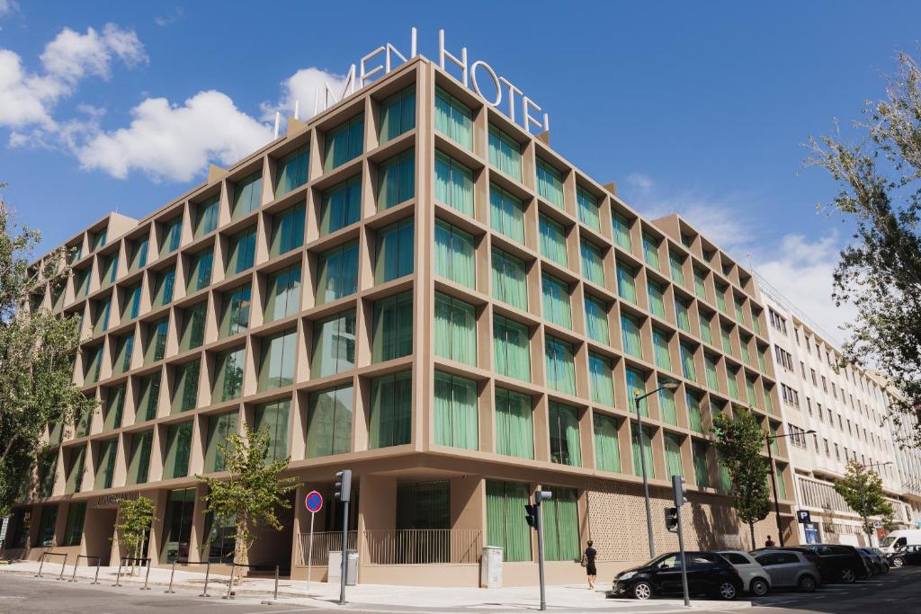 Lumen Hotel & The Lisbon Light Show - Resim 13