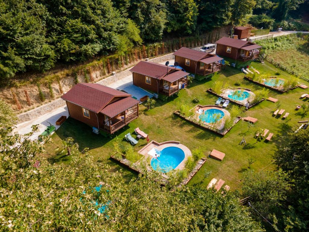 Bazén v ubytování LAGUN POOL VILLAGE nebo v jeho okolí