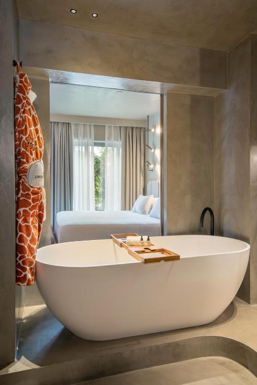 Only YOU Hotel Málaga - Resim 43