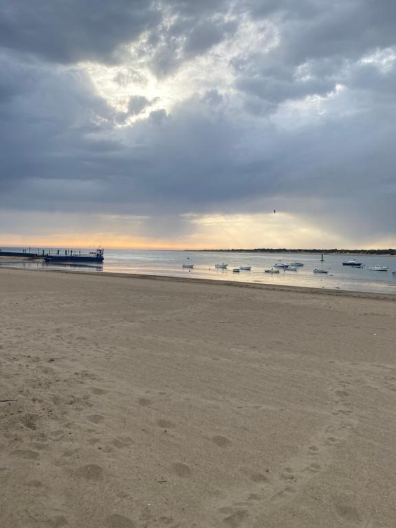Zdjęcie z galerii obiektu Tita Uchi en la Playa Grupo AC Gestion w Kadyksie