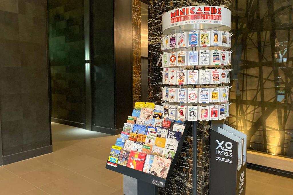 XO酒店时尚店的证书、奖牌、标识或其他文件