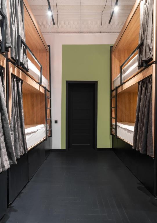 Postel nebo postele na pokoji v ubytování Globe Runner Hostel