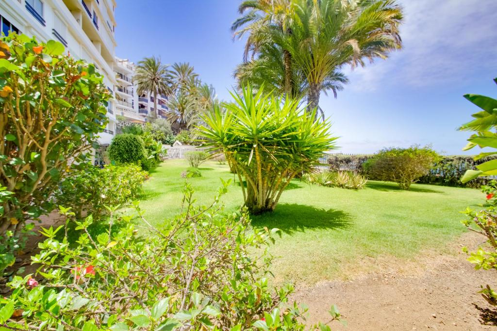 Vonkajšia záhrada v ubytovaní 1 Schlafzimmer Ferienwohnung am Strand