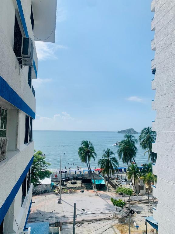 Beachfront Santa Marta Apartamentos - Palanoa - Apartment With Sea View