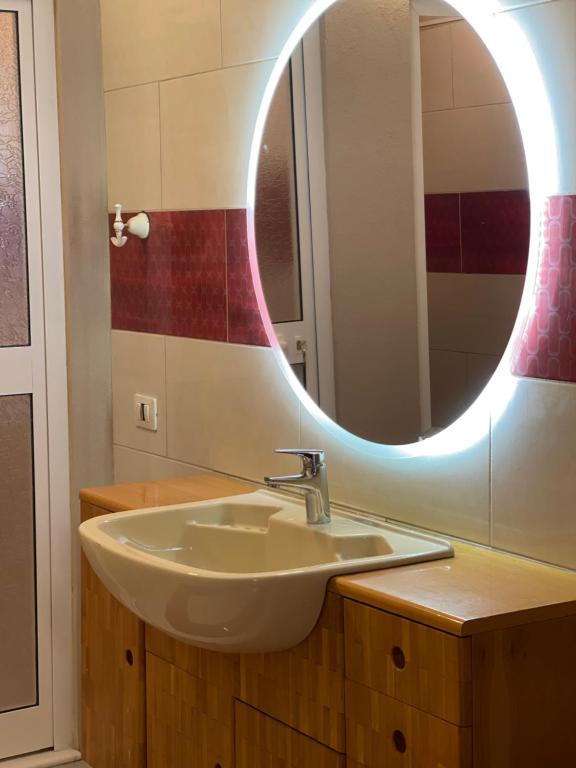 Koupelna v ubytování Hotel Internacional Gym & Spa Fushe-Arrez