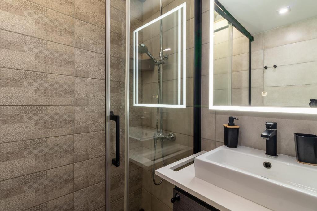 A bathroom at CASA ADA