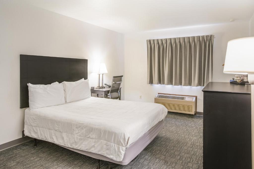 Americas Best Value Inn & Suites-Birch Run - 1 Cama Tamaño Queen, No Fumadores