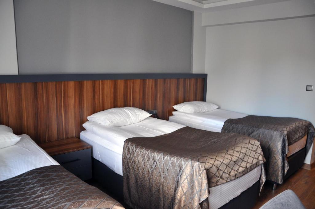 SAKA LİFE OTEL - Habitación Triple Básica