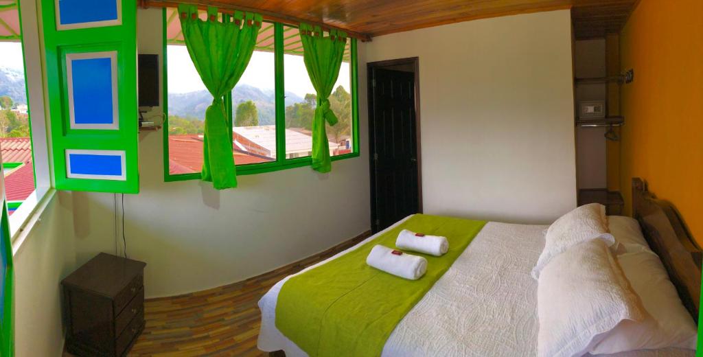 Postel nebo postele na pokoji v ubytování Hotel La Floresta Salento