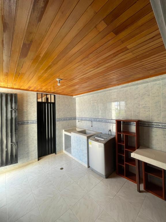 Kuchyň nebo kuchyňský kout v ubytování Casa Blanca Increíble Casa Completa Valledupar