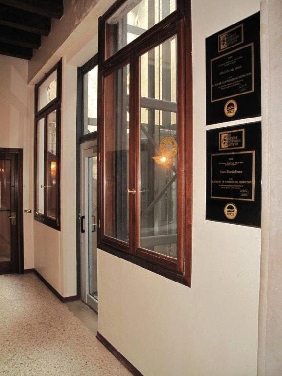 Hotel Piccola Fenice - Resim 15