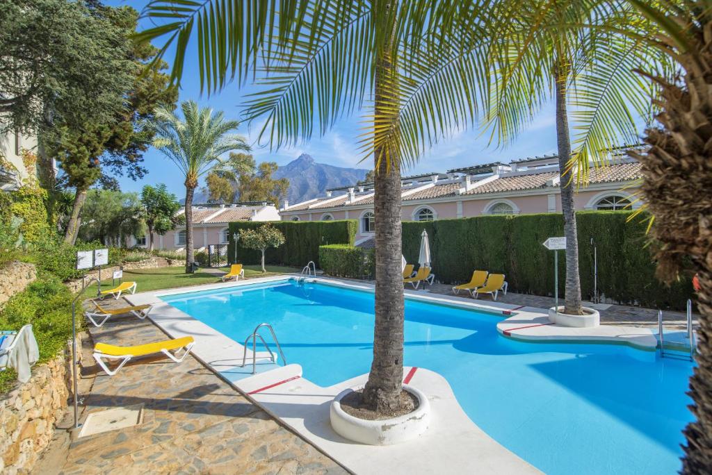 2 bedroom apartment next to porto, Marbella – Bijgewerkte ...
