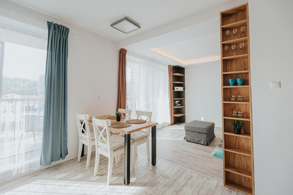 Posedenie v ubytovaní Apartmány u Škraba