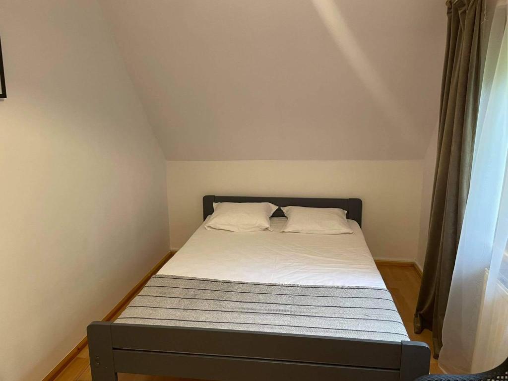 Przystanek Gubałówka -Guest House Zakopane - Eenpersoonskamer Met Eigen Externe Badkamer