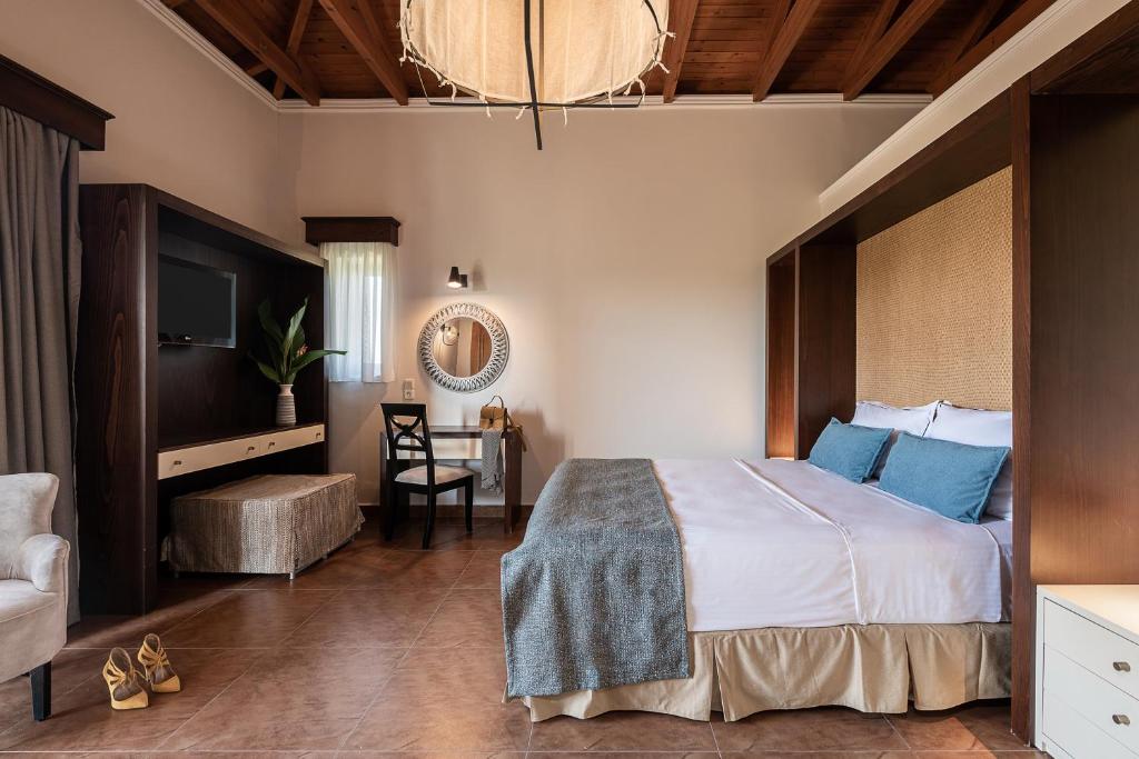 Postel nebo postele na pokoji v ubytování Caldera Platanias Villas