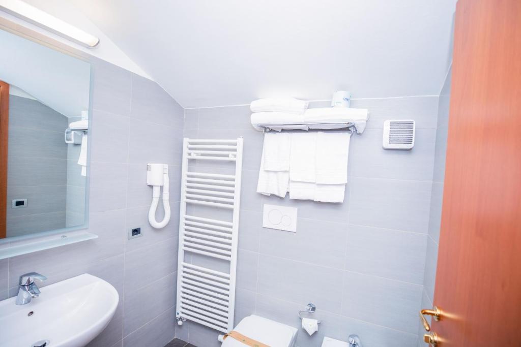 Hotel Gabbiano - Resim 9