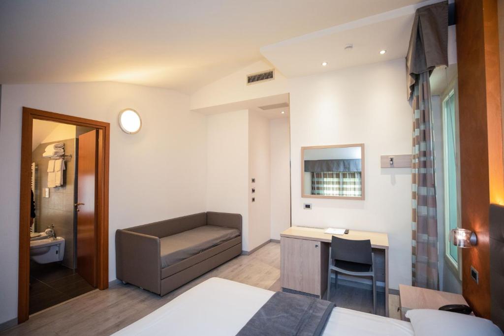 Hotel Gabbiano - Resim 7