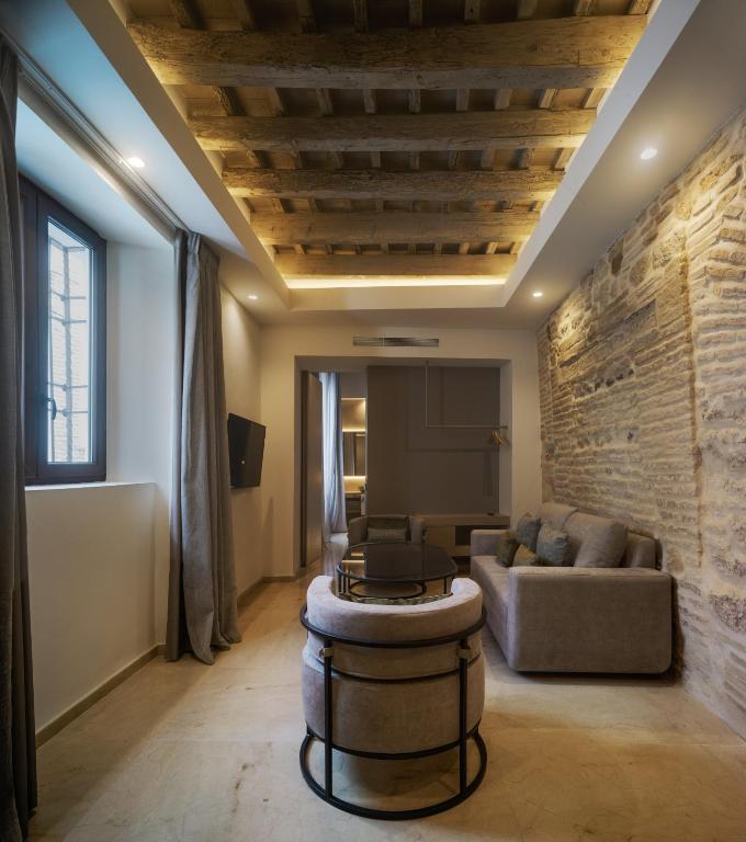 Apartamentos Los Patios del Pañuelo - 8