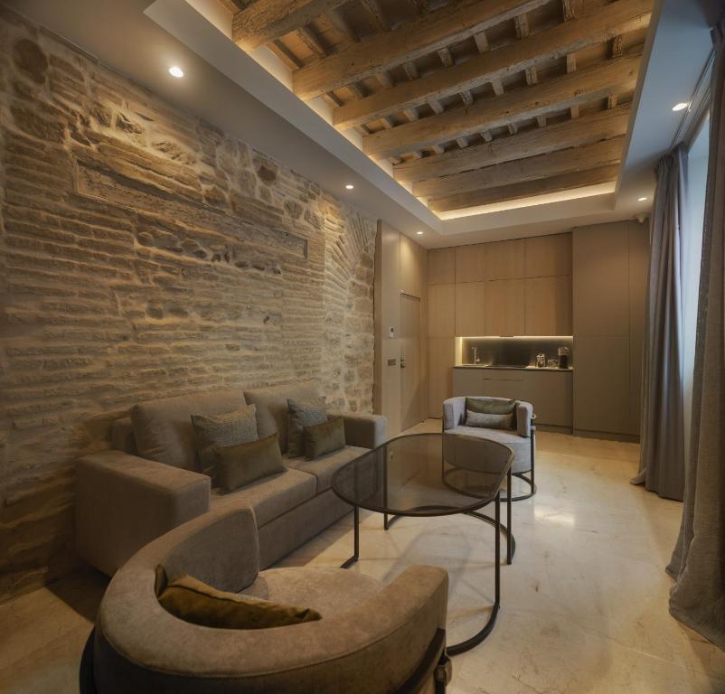 Apartamentos Los Patios del Pañuelo - 10