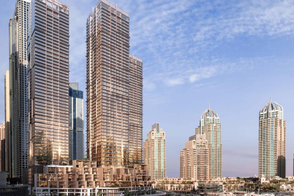 Nespecifikovaný výhled na destinaci Dubaj nebo výhled na město při pohledu z apartmánu