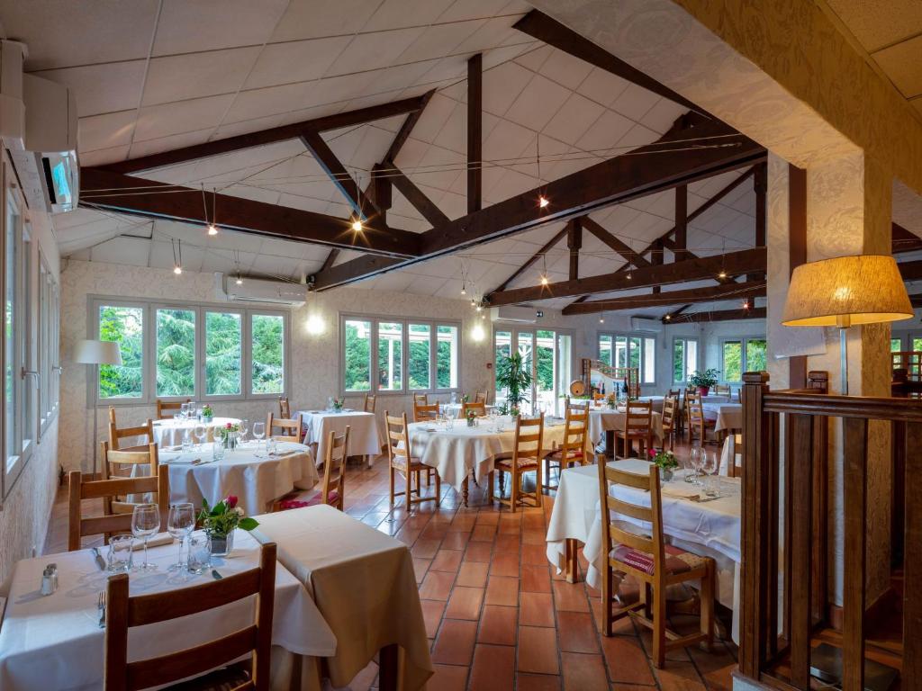 Restaurace v ubytování Logis Hotel Noemys Morgon