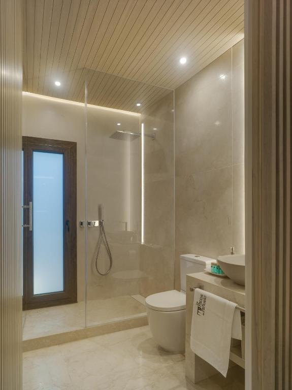 Kúpeľňa v ubytovaní Apartamentos Los Patios del Pañuelo