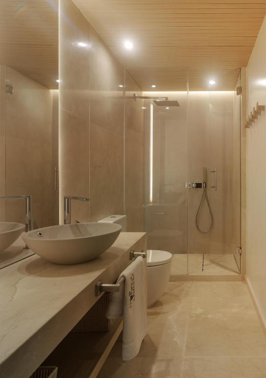 Kúpeľňa v ubytovaní Apartamentos Los Patios del Pañuelo