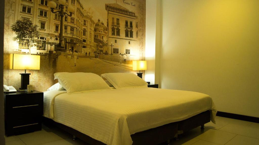 Aw Hotel Puerta de San Antonio - Habitación Doble De Lujo